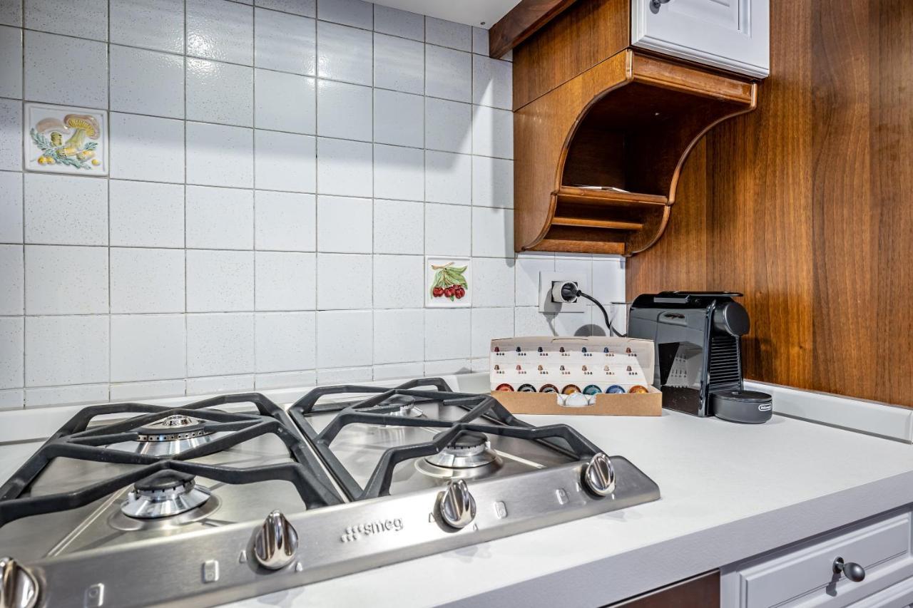 Yid Elegant Apt With Garage Флоренция Екстериор снимка